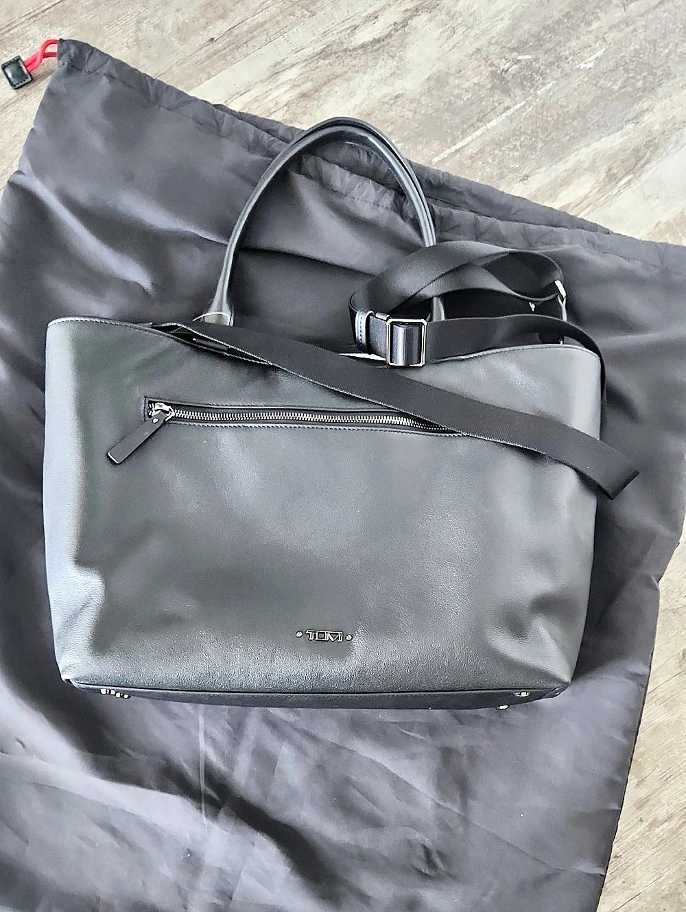 TUMI Voyageur Large Tote Black